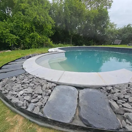 Dark Paradise Villa